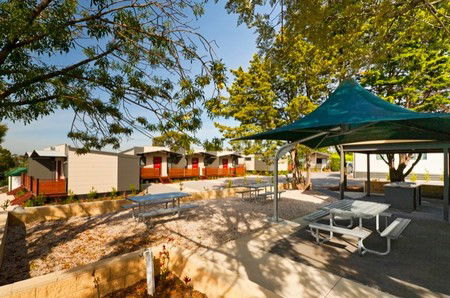 Airport Tourist Village Melbourne - Taree Accommodation 2