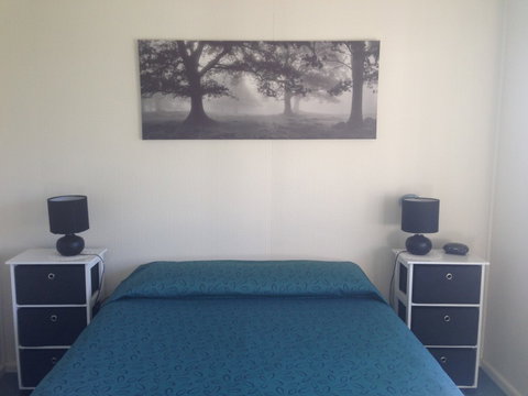 Phillip Island Cottages - Taree Accommodation 6