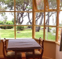 Anchlia Waterfront Cottage - Taree Accommodation