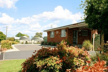 Cadman Apartments - Taree Accommodation