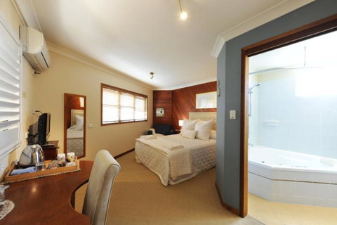 Rooftops Bed & Breakfast - Taree Accommodation 2