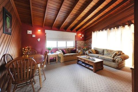 Rooftops Bed & Breakfast - Taree Accommodation 11