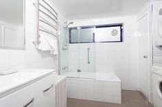 A Bay Breeze - Taree Accommodation 5