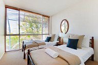 A Byron Experience - Taree Accommodation 2