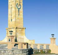 Fremantle War Memorial - Taree Accommodation