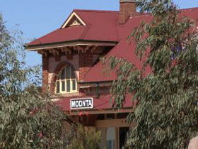 Moonta Tourist Office - Taree Accommodation 0