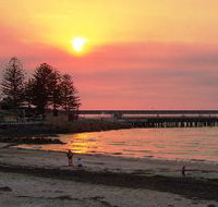 Wallaroo Jetty - Taree Accommodation