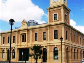 Discovering Historic Moonta Town Drive - Taree Accommodation 0