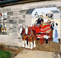 Millicent Murals - Taree Accommodation