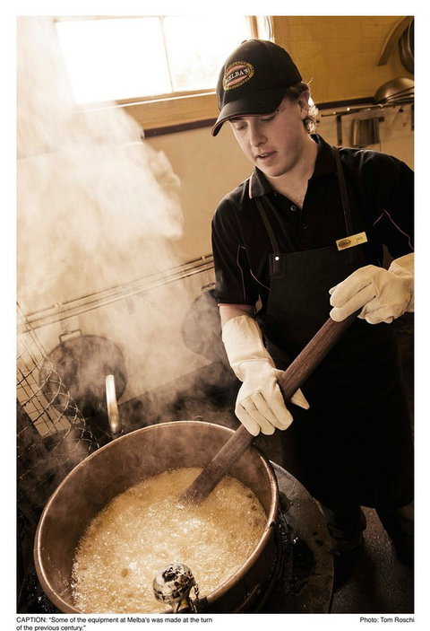 Melbas Chocolate & Confectionary - Taree Accommodation 11