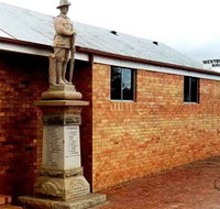 Westbrook War Memorial - Taree Accommodation