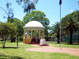 Kingaroy Memorial Park - Taree Accommodation 0