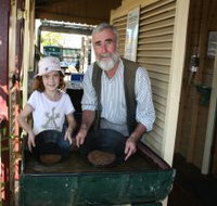 The Miner's Cottage - Taree Accommodation
