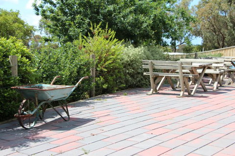 Tuckerberry Hill - Taree Accommodation 8