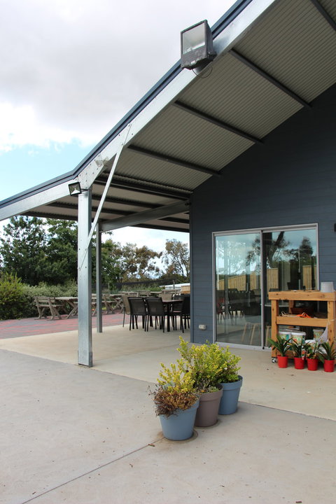 Tuckerberry Hill - Taree Accommodation 10