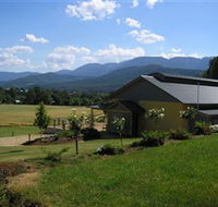 Ringer Reef Winery - Taree Accommodation