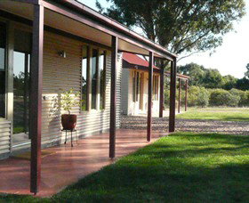 Sandhurst Ridge - Taree Accommodation 0