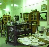 Glenleigh Antiques - Taree Accommodation