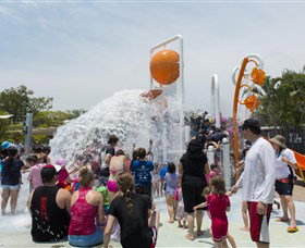 Gladstone Aquatic Centre - Taree Accommodation 1