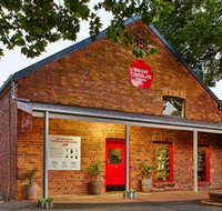 Bright Chocolate - Taree Accommodation