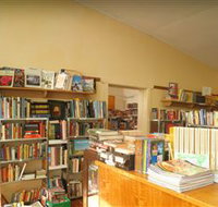 Corryong Browsers Bookshop - Taree Accommodation
