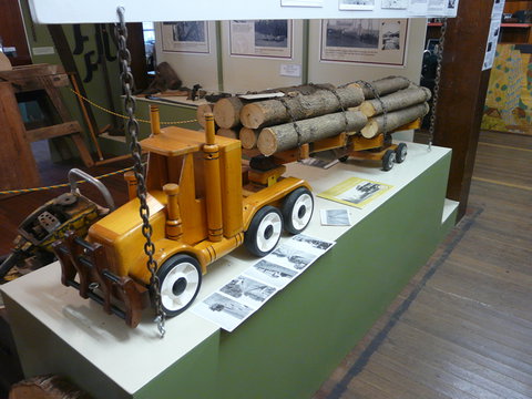 Yarraman Heritage Centre - Taree Accommodation 9