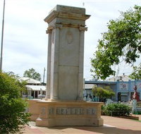 Charleville War Memorial - Taree Accommodation