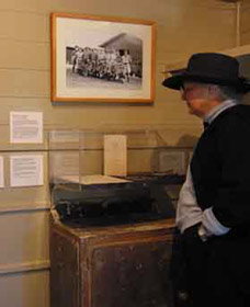 DUNERA  MUSEUM - Hay Internment And Prisoner Of War Camps Interpretive Centre - Taree Accommodation 5