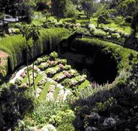 Umpherston Sinkhole - Taree Accommodation