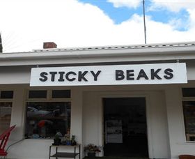 Sticky Beaks Craft Co-Operative Of Avoca - Taree Accommodation 0