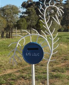 Emu Logic - Taree Accommodation 3