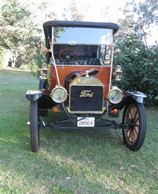 Moree Motor Enthusiasts - Taree Accommodation 0
