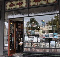 The Known World Bookshop  Boutique City Apartment - Taree Accommodation