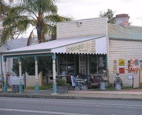 Lady Gails Bookshop And Curios - Taree Accommodation 0