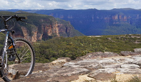 Mount Hay Road â€“ Leura - Taree Accommodation 2