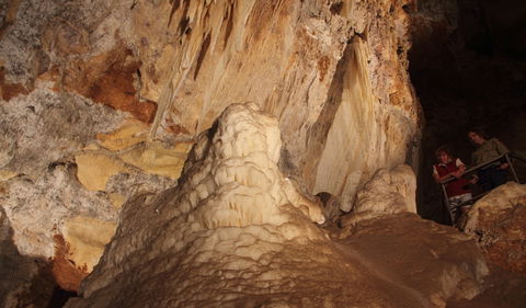 Wollondilly Cave - Taree Accommodation 2