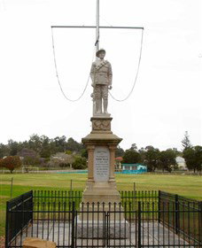 Ebbw Vale Memorial Park - Taree Accommodation 1