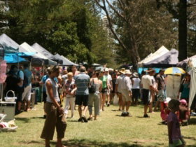 Burleigh Art And Craft Markets - Taree Accommodation 1