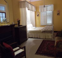 Guy House Bed and Breakfast - Taree Accommodation