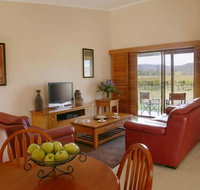 Nightingale Wines Luxury Villas - Taree Accommodation