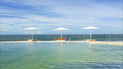 Caloundra Coastal Walk - Taree Accommodation 2