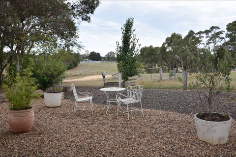 Cygnet Park Country Retreat - Taree Accommodation 3