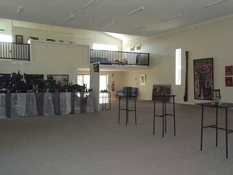 Ceramic Break Sculpture Park - Taree Accommodation 1