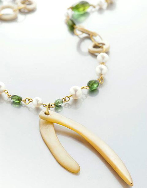 Art Piece Gallery Nadine Abensur - Taree Accommodation 0