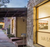 Suki  Hugh Gallery - Taree Accommodation