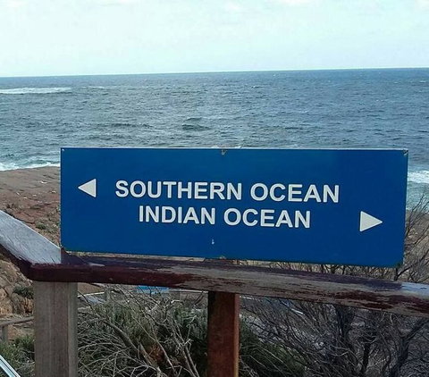 Margaret River, Caves, Wine And Cape Leeuwin Lighthouse Tour From Perth - Taree Accommodation 3