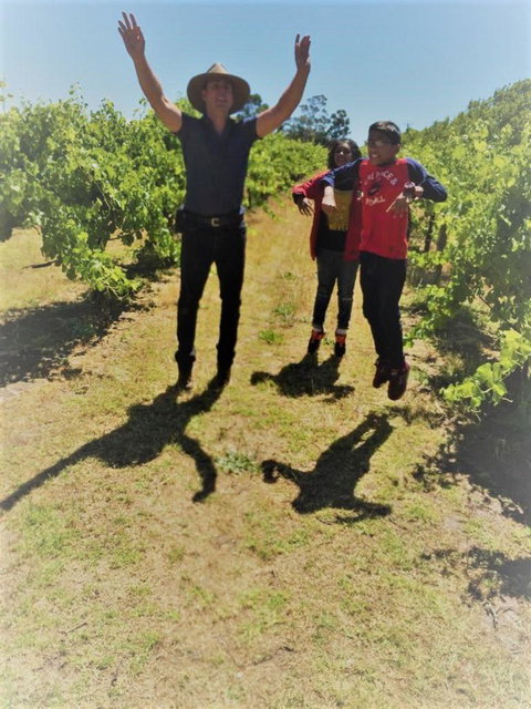 Full-Day Swan Valley, Wildlife Park, Winery & Fruit Orchard - Taree Accommodation 2