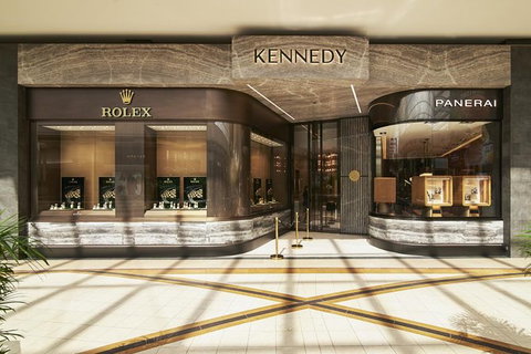 Outlet Shopping Tour In Melbourne - Taree Accommodation 0