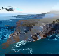 30-Minute Two Capes and Tasman Helicopter Flight from Port Arthur