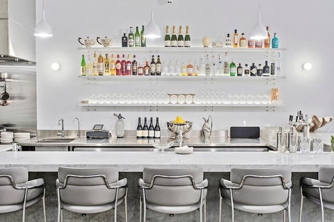 Tasmania\'s Sud Polaire Gin Experience - Taree Accommodation 3
